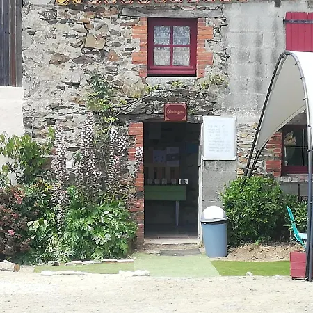 La Colline Des Hauts Bocages Vendeens بيت ضيافة